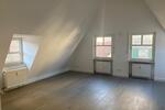 helle Maisonette Wohnung im Herzen von Altdorf - sanierter Altbau zimmer
