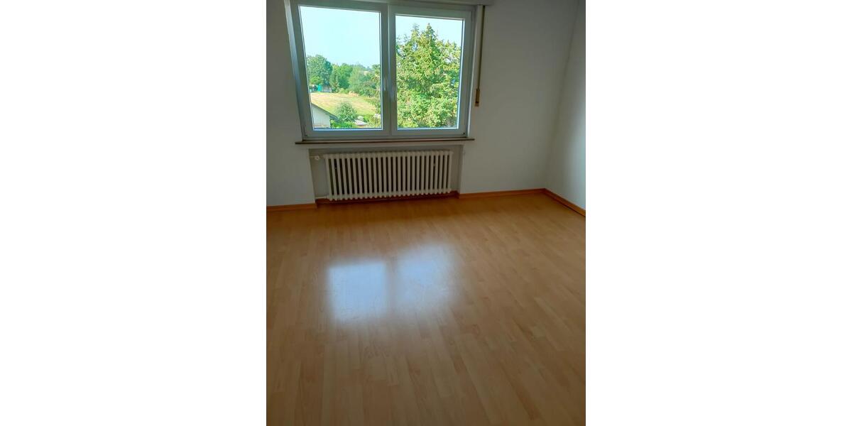 Etagenwohnung Höxter - 3 Zimmer, 80 m&sup2;, 450&euro; | Angebot:26693980