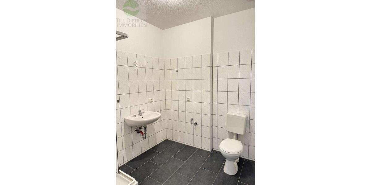 Erdgeschoßwohnung Ilmenau - 4 Zimmer, 90 m&sup2;, 770&euro; | Angebot:26492725