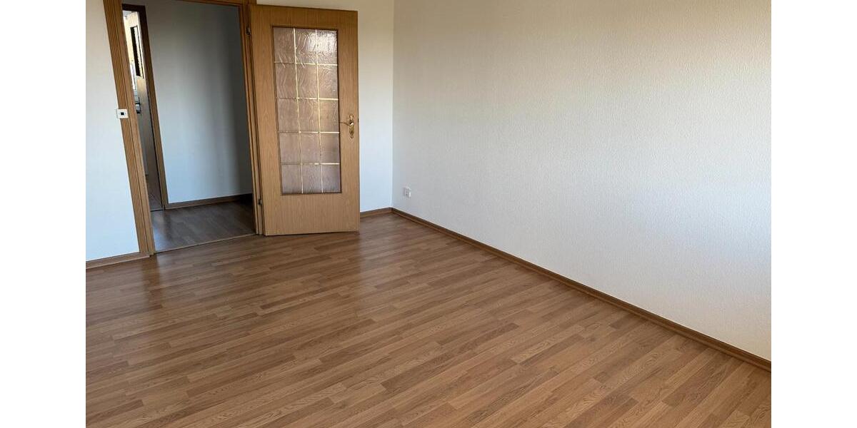 Erdgeschoßwohnung Demmin - 1 Zimmer, 37 m&sup2;, 280&euro; | Angebot:26705595