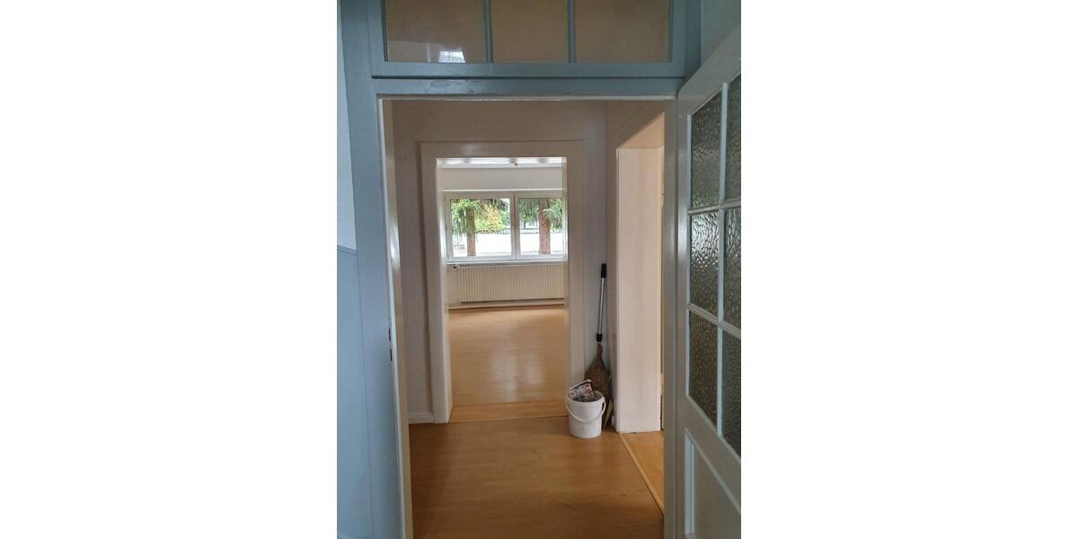 Erdgeschoßwohnung Bad Pyrmont - 2 Zimmer, 70 m&sup2;, 500&euro; | Angebot:24768378