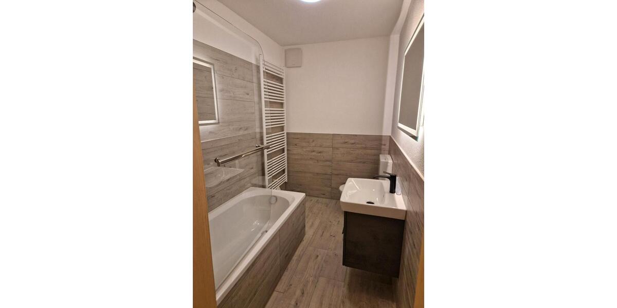 Erdgeschoßwohnung Elzach - 2 Zimmer, 80 m&sup2;, 900&euro; | Angebot:26035391