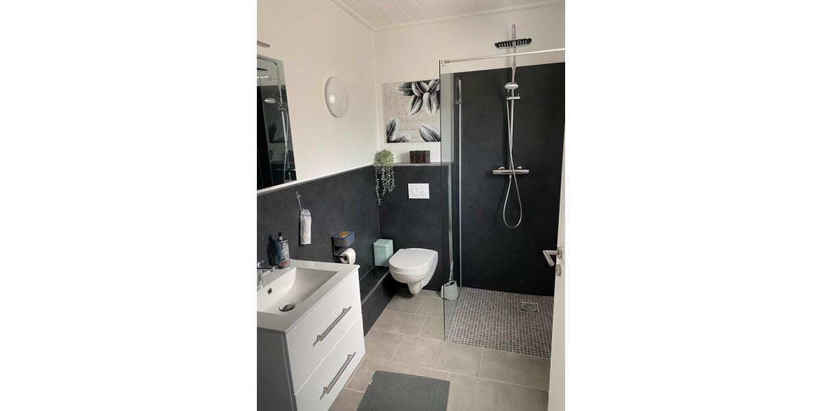 Reihenhaus Emden Tholenswehr - 4 Zimmer, 90 m&sup2;, 100&euro; | Angebot:24401832