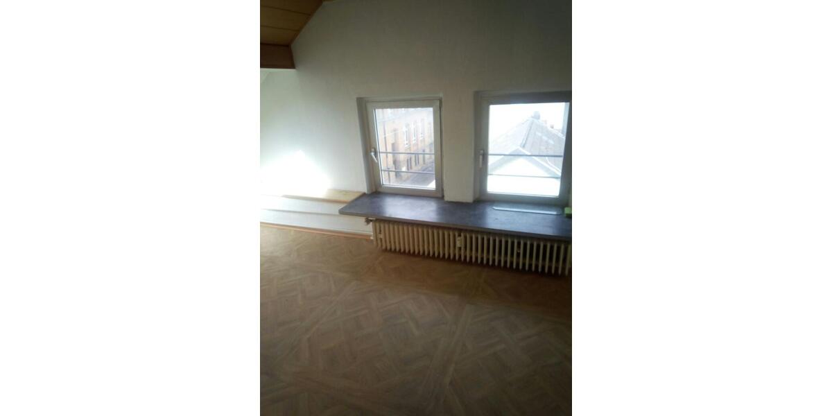 Dachgeschoßwohnung Wuppertal Barmen - 3 Zimmer, 75 m&sup2;, 599&euro; | Angebot:24847185