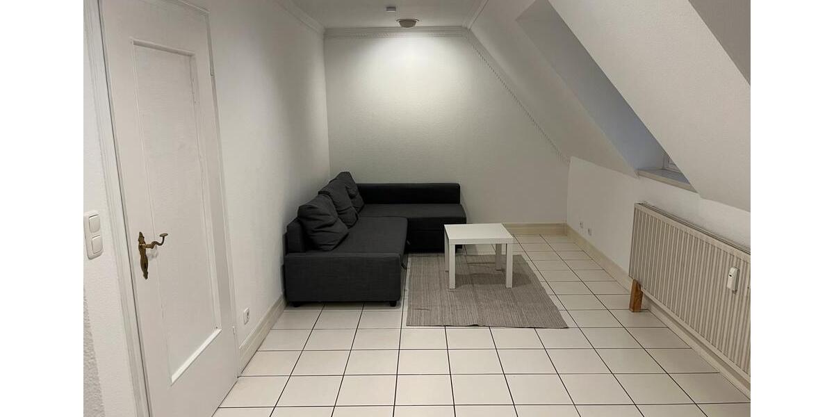 Dachgeschoßwohnung Nürnberg Erlenstegen - 2 Zimmer, 47 m&sup2;, 650&euro; | Angebot:25993372