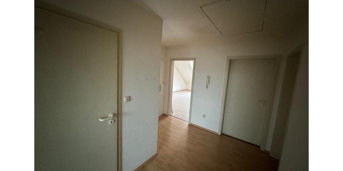 Dachgeschoßwohnung Ebern - 3 Zimmer, 80 m&sup2;, 500&euro; | Angebot:24946649