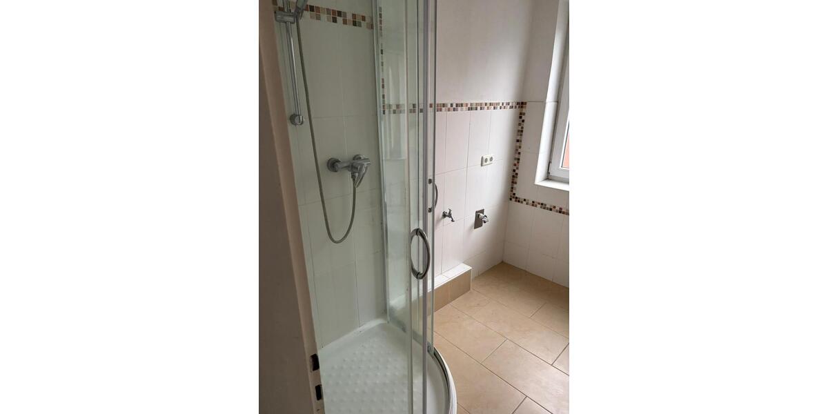 Etagenwohnung Drakenburg - 4 Zimmer, 105 m&sup2;, 950&euro; | Angebot:24383306