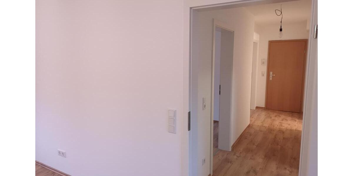 Dachgeschoßwohnung Leverkusen Opladen - 2.5 Zimmer, 72 m&sup2;, 803&euro; | Angebot:25125182