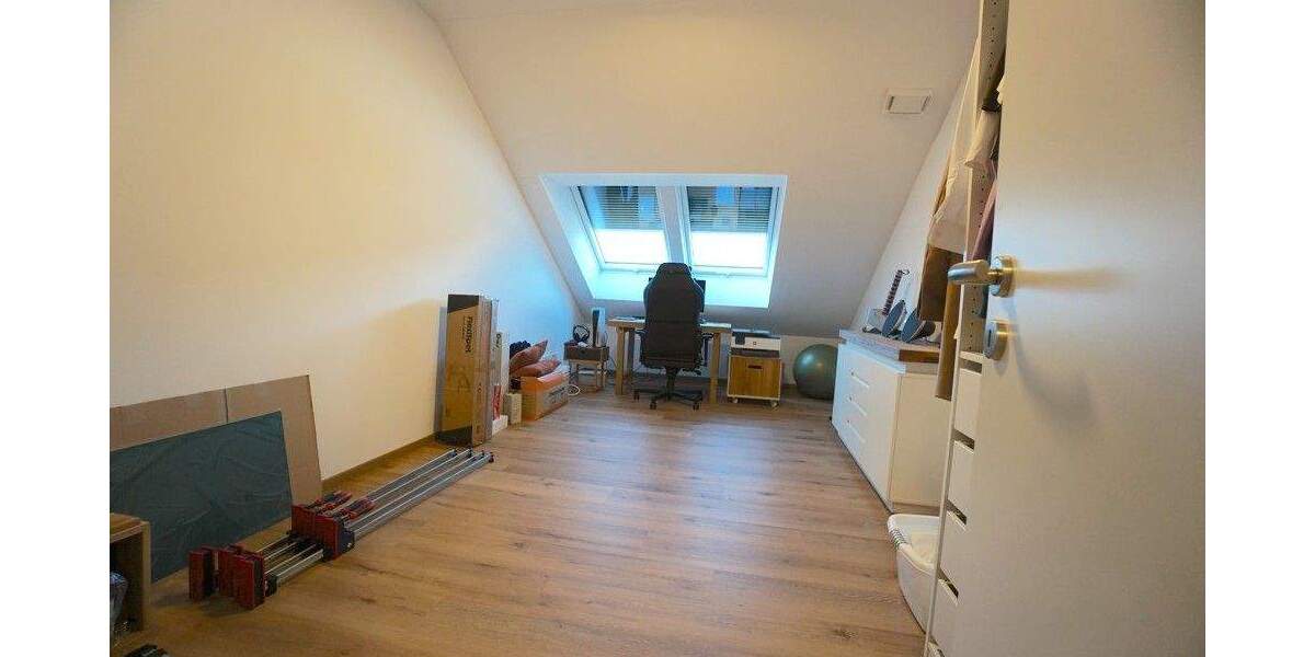 Etagenwohnung Nürnberg Gaismannshof - 3 Zimmer, 76 m&sup2;, 1.205&euro; | Angebot:24748250