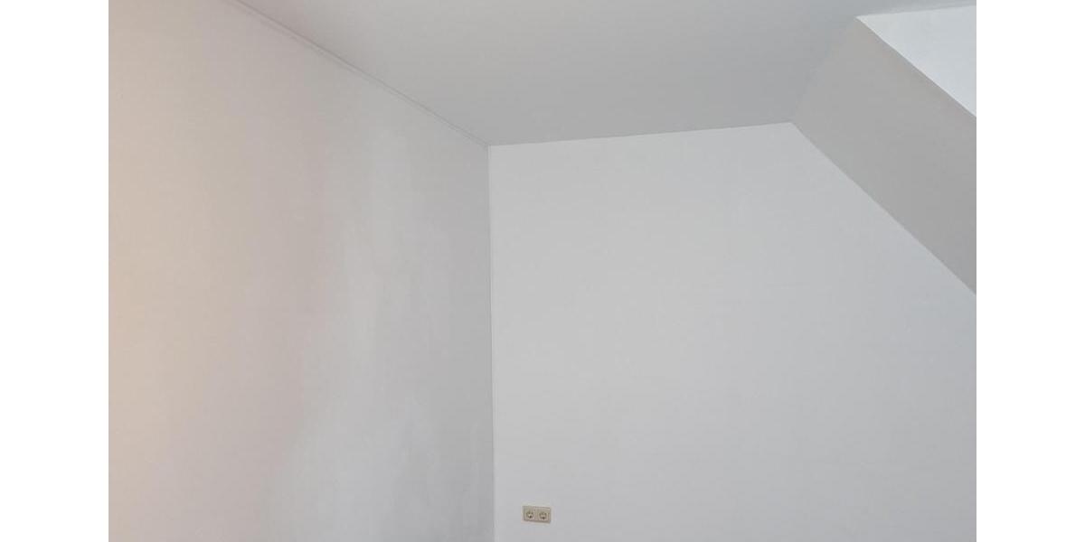 Dachgeschoßwohnung Ballenstedt - 3 Zimmer, 67 m&sup2;, 402&euro; | Angebot:23818827