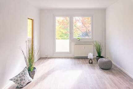 Wohnung Chemnitz Markersdorf - 3 Zimmer, 70 m&sup2;, 359&euro; | Angebot:27453412