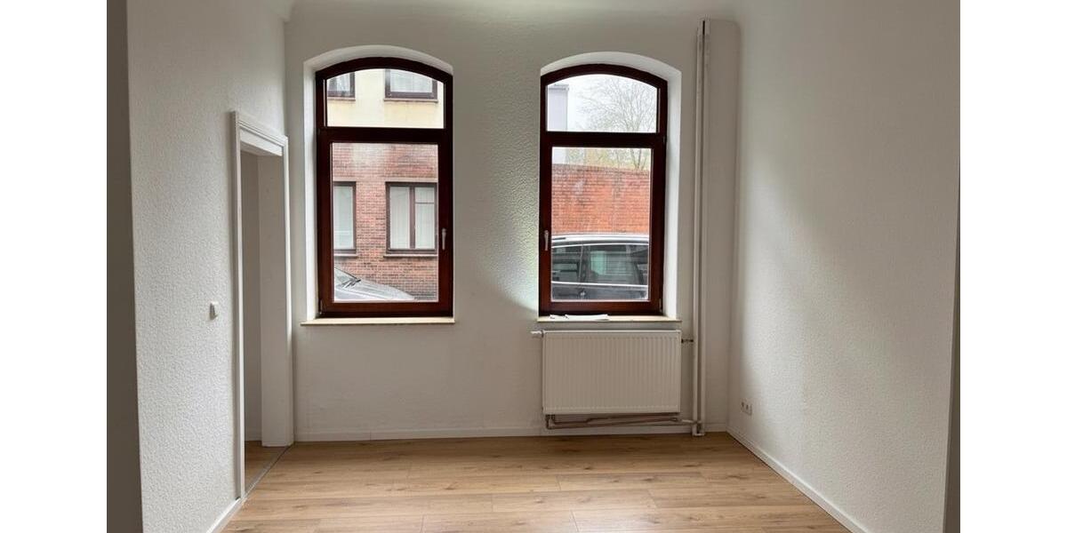 Erdgeschoßwohnung Bremerhaven Geestemünde - 4 Zimmer, 85 m&sup2;, 1.000&euro; | Angebot:25180324