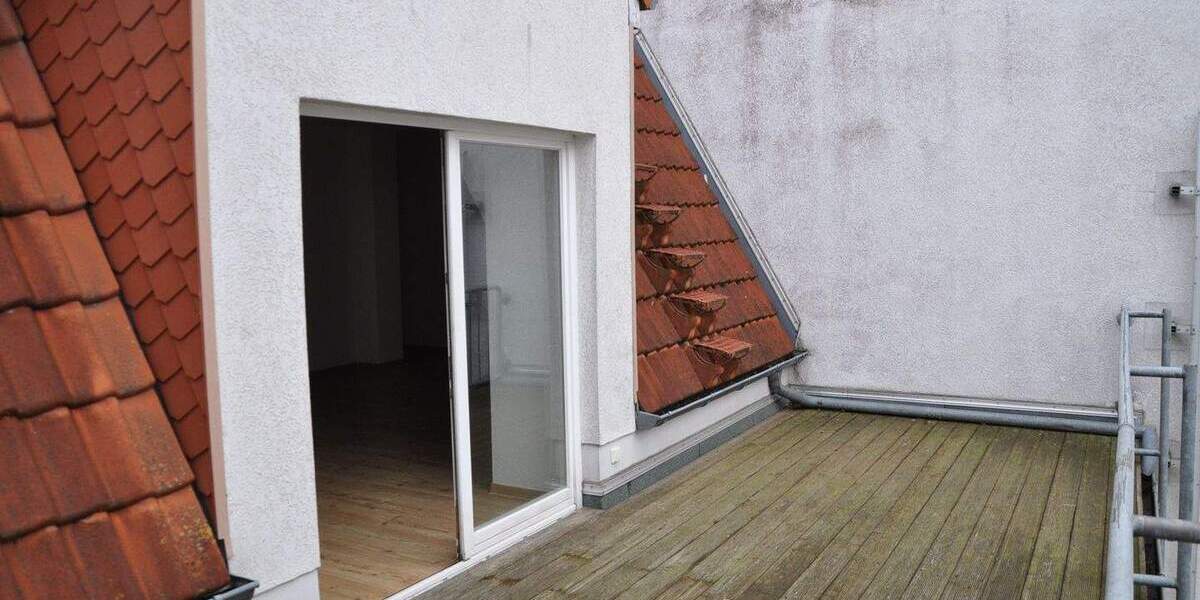 Etagenwohnung Stralsund Altstadt - 2 Zimmer, 105 m&sup2;, 985&euro; | Angebot:24578168