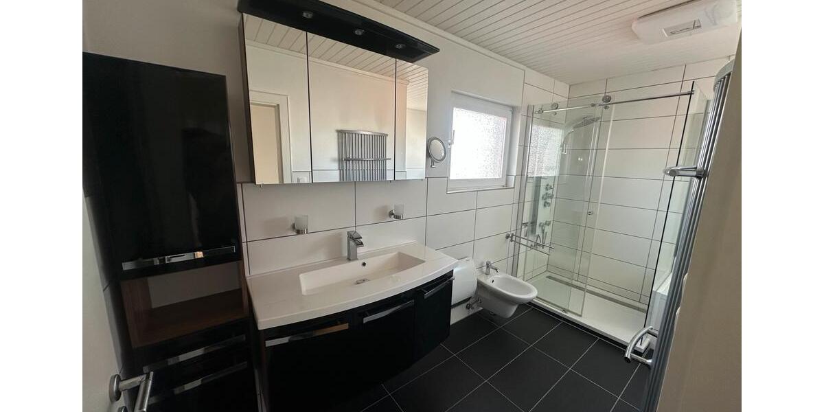 Einfamilienhaus Mainz Gonsenheim - 5 Zimmer, 144 m&sup2;, 2.250&euro; | Angebot:26615151