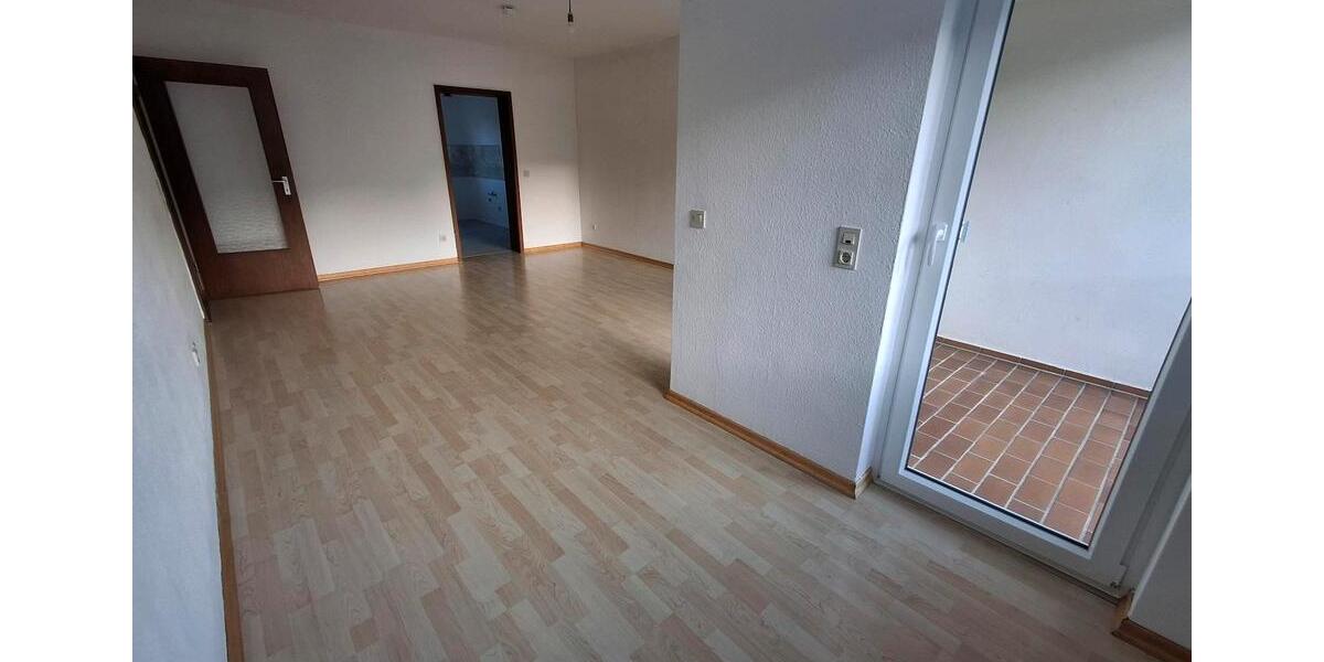 2-Zimmer-Wohnung in Marburg-Wehrda mit Parkplatz zimmer