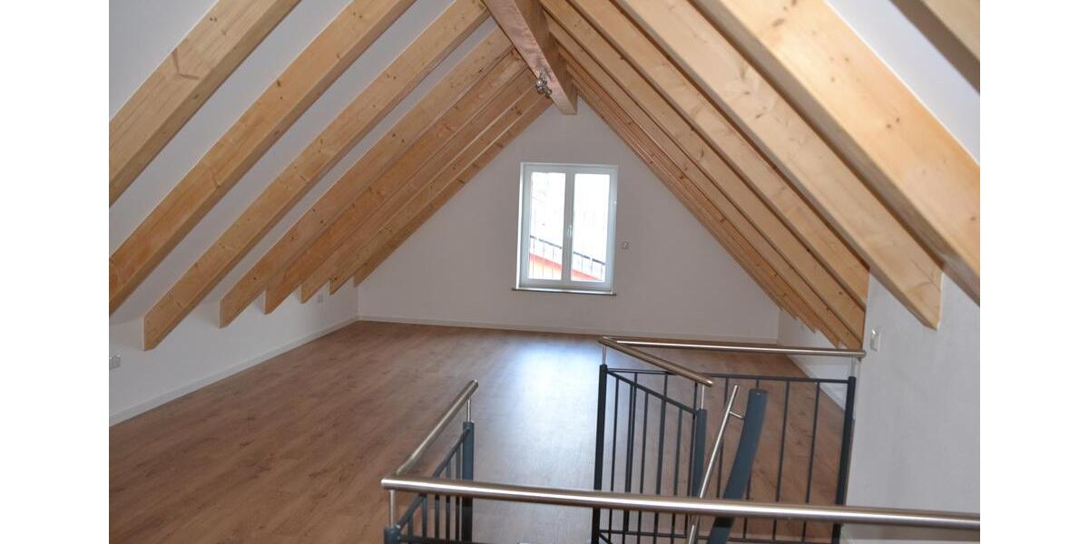 Etagenwohnung Mainburg - 4 Zimmer, 131 m&sup2;, 1.150&euro; | Angebot:26612809