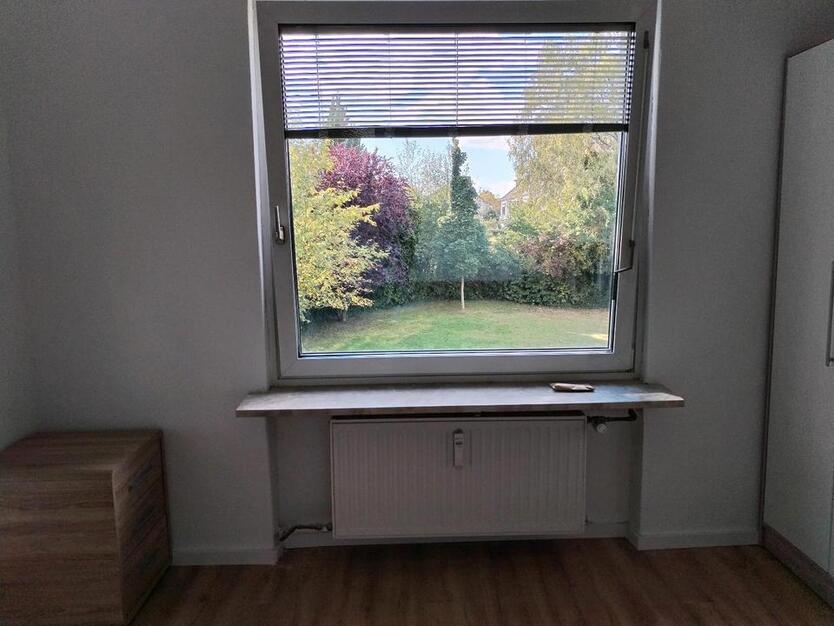 3 möbliertes WG Zimmer zu vermieten (WG neue Gründung)