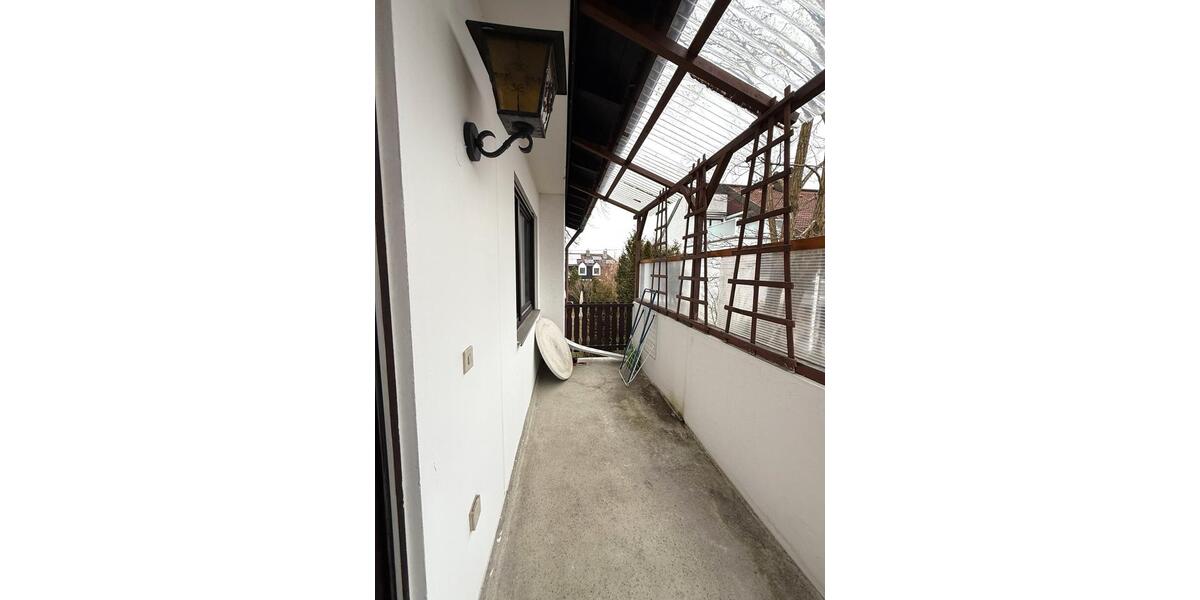 Etagenwohnung Germering - 4 Zimmer, 110 m&sup2;, 2.300&euro; | Angebot:24654283