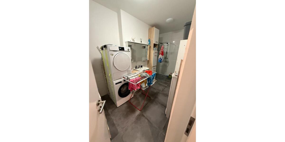 Erdgeschoßwohnung Großkarolinenfeld - 3 Zimmer, 78 m&sup2;, 1.200&euro; | Angebot:25842125