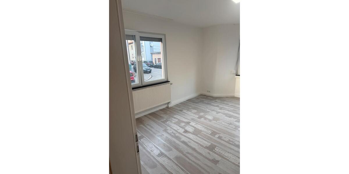 Erdgeschoßwohnung Villingen-Schwenningen Schwenningen - 3 Zimmer, 70 m&sup2;, 1.070&euro; | Angebot:25510138