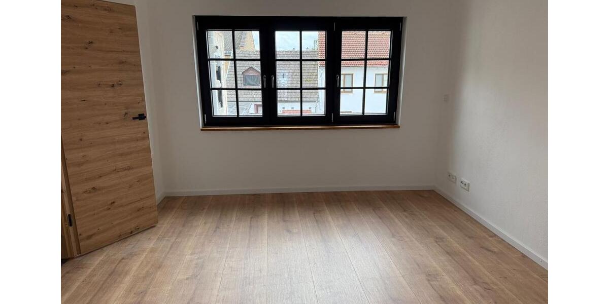 Terrassenwohnung Geisenheim - 4 Zimmer, 150 m&sup2;, 2.300&euro; | Angebot:26646552