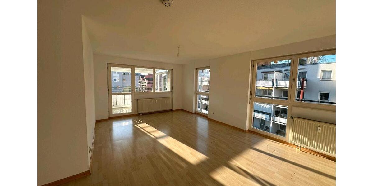 Etagenwohnung Sindelfingen Eichholz - 3 Zimmer, 80 m&sup2;, 1.050&euro; | Angebot:26504448