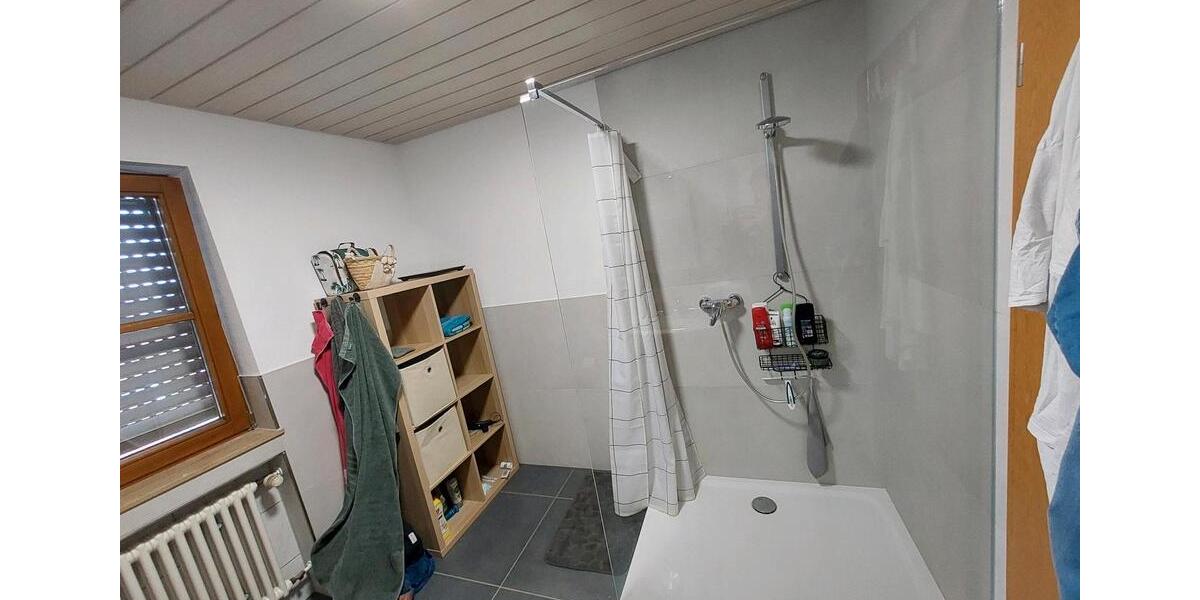 Dachgeschoßwohnung Gosheim - 4 Zimmer, 84 m&sup2;, 1.031&euro; | Angebot:25719367