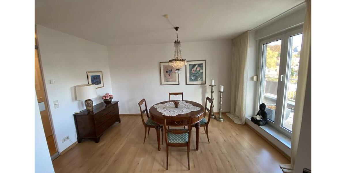Hochparterre Bergisch Gladbach - 3 Zimmer, 107 m&sup2;, 1.450&euro; | Angebot:26621377