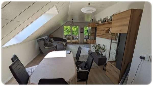 Dachgeschoßwohnung Munster - 3 Zimmer, 86 m&sup2;, 800&euro; | Angebot:24773925