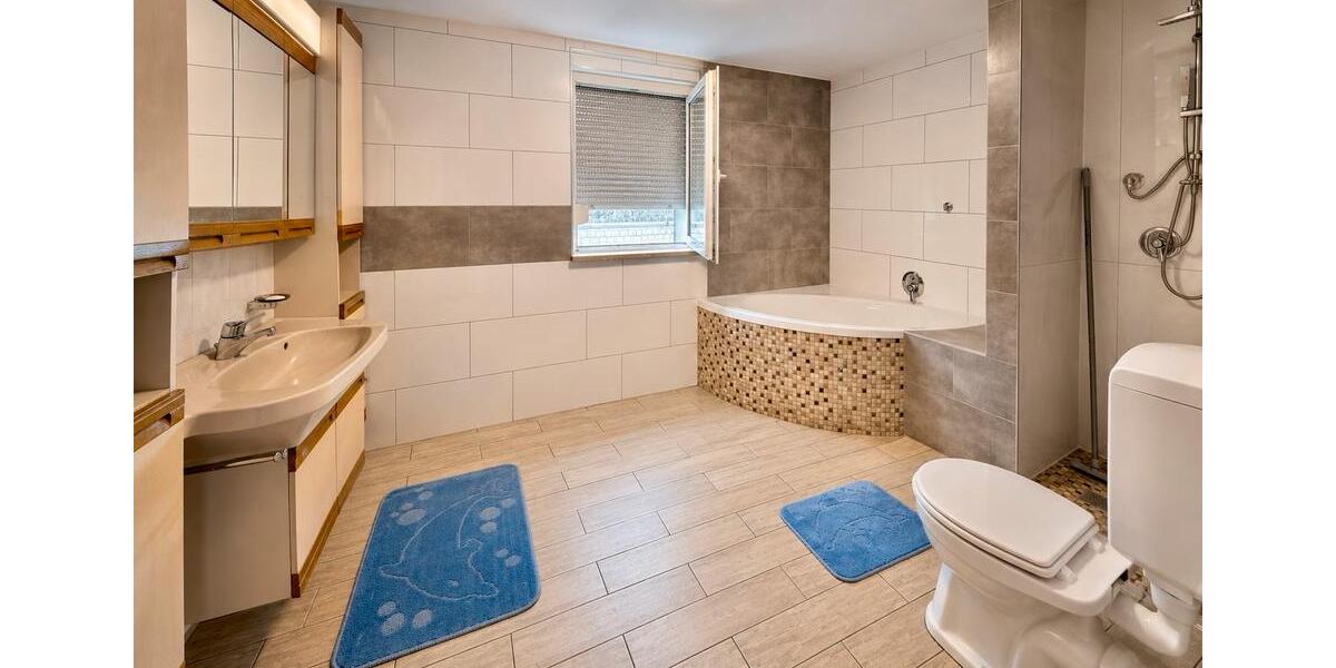 Etagenwohnung Würzburg Heuchelhof - 35&euro; | Angebot:26678789