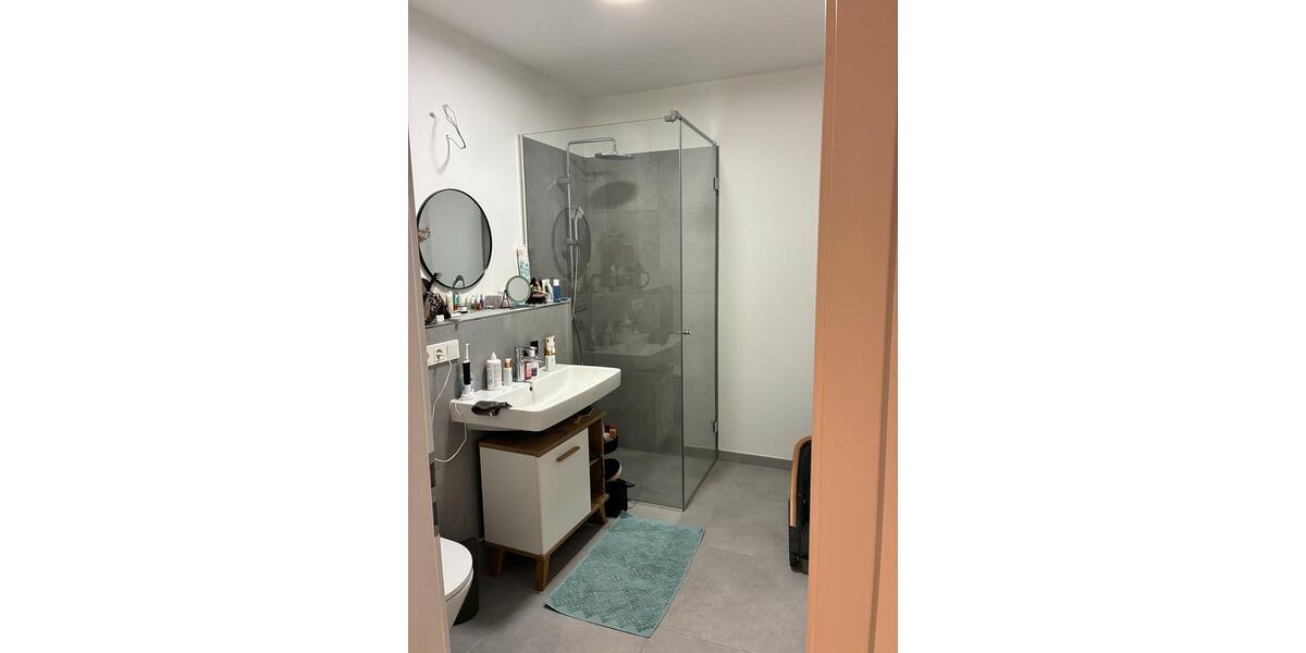 Neuwertige Vier-Zimmer-Wohnung mit Blick ins Grüne 4 zimmer