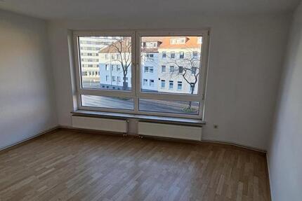 Wohnung Hildesheim - 2 Zimmer, 62 m&sup2;, 700&euro; | Angebot:25933194