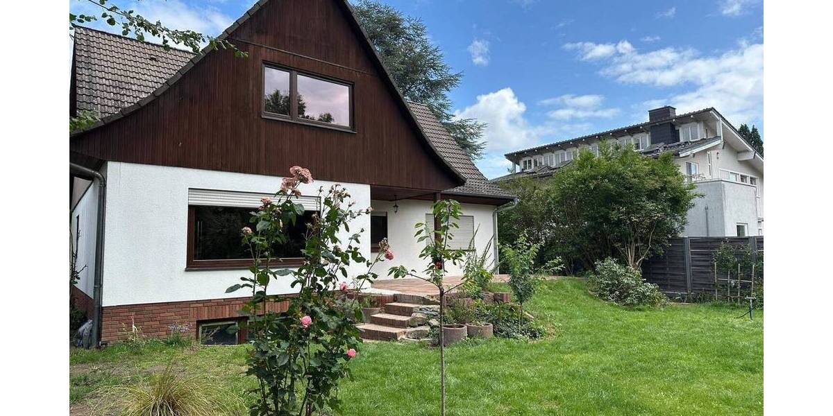 Einfamilienhaus Berlin Kladow - 7 Zimmer, 200 m&sup2;, 2.990&euro; | Angebot:23944546