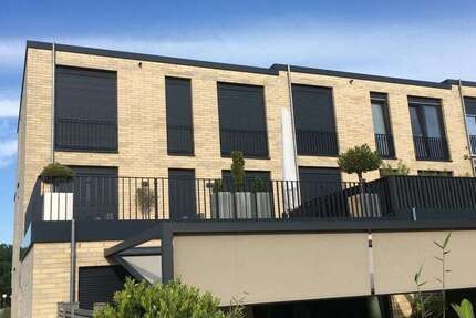 Haus zum Mieten in Wolfsburg 2.200 € 200 m² 6 zimmer