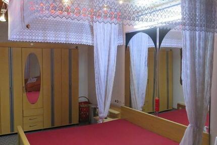 Zimmer in Frauen-WG frei 10 zimmer