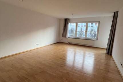 Wohnung Kirchheim unter Teck - 3 Zimmer, 83 m&sup2;, 990&euro; | Angebot:24498499