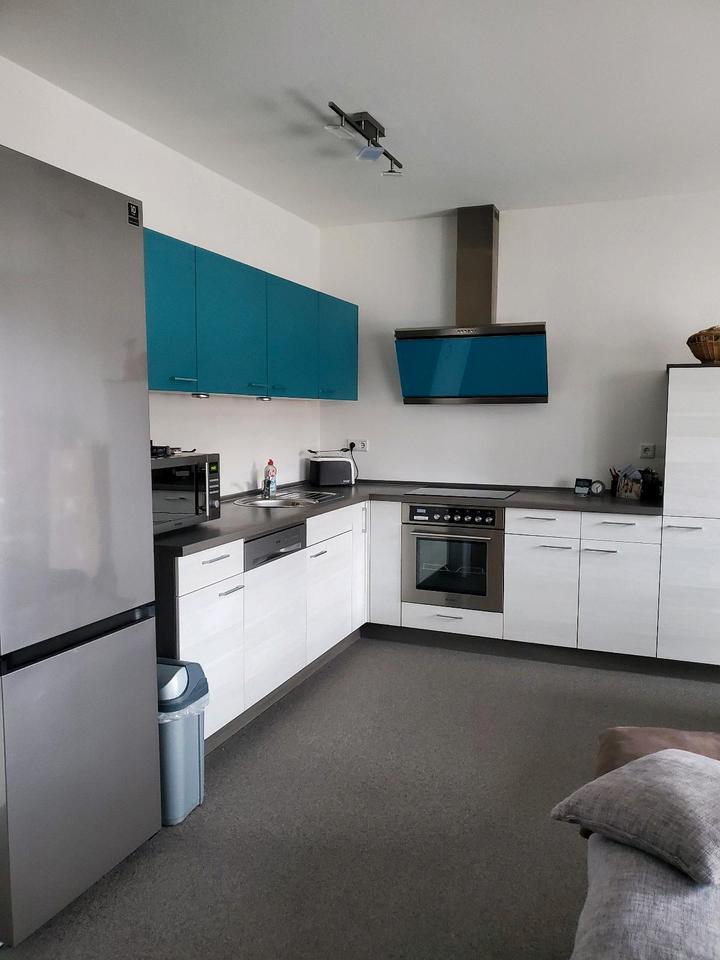 Helle & renovierte Wohnung in bester Lage in Dreis-Tiefenbach