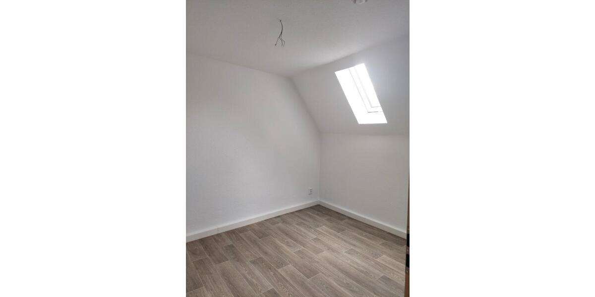 Dachgeschoßwohnung Meiningen - 3 Zimmer, 57 m&sup2;, 410&euro; | Angebot:26588690