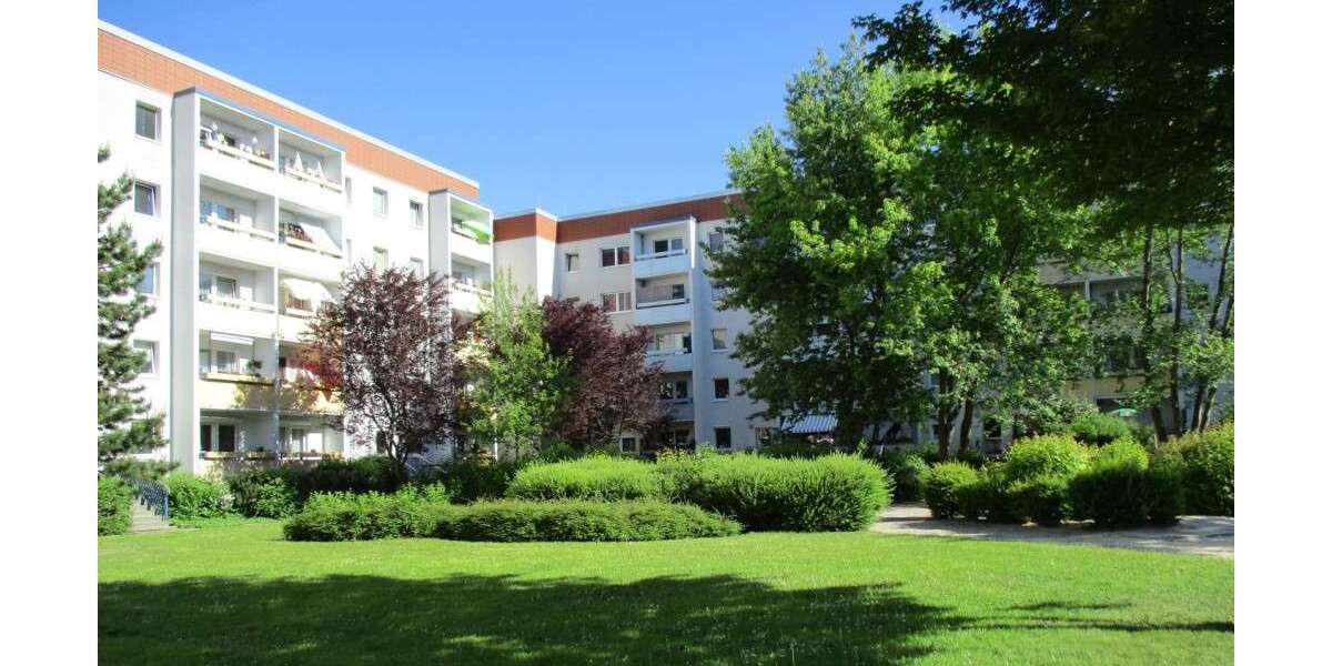 Etagenwohnung Berlin Hellersdorf - 1 Zimmer, 35 m&sup2;, 296&euro; | Angebot:25236296