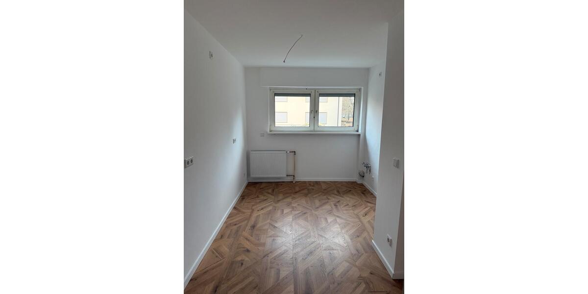 Erdgeschoßwohnung Friedberg (Hessen) - 3 Zimmer, 90 m&sup2;, 1.350&euro; | Angebot:24672546