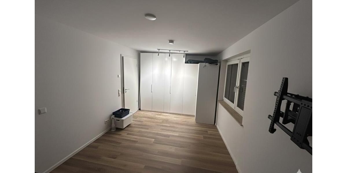 WG Zimmer in 3 Zi. WHG mit Dachterasse (2er WG) 1 zimmer