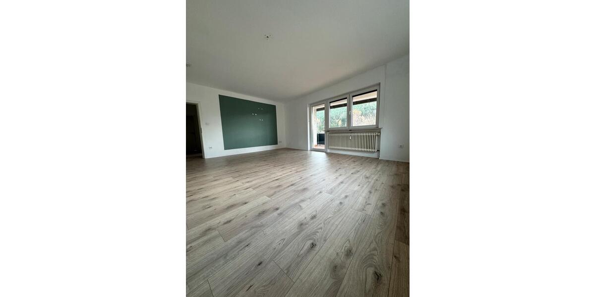 Etagenwohnung Frammersbach - 3 Zimmer, 120 m&sup2;, 1.100&euro; | Angebot:26439388