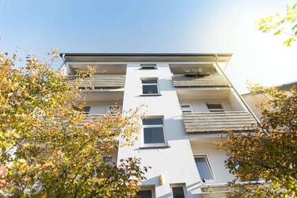 Wohnung zum Mieten in Bremerhaven 300 € 42.06 m²