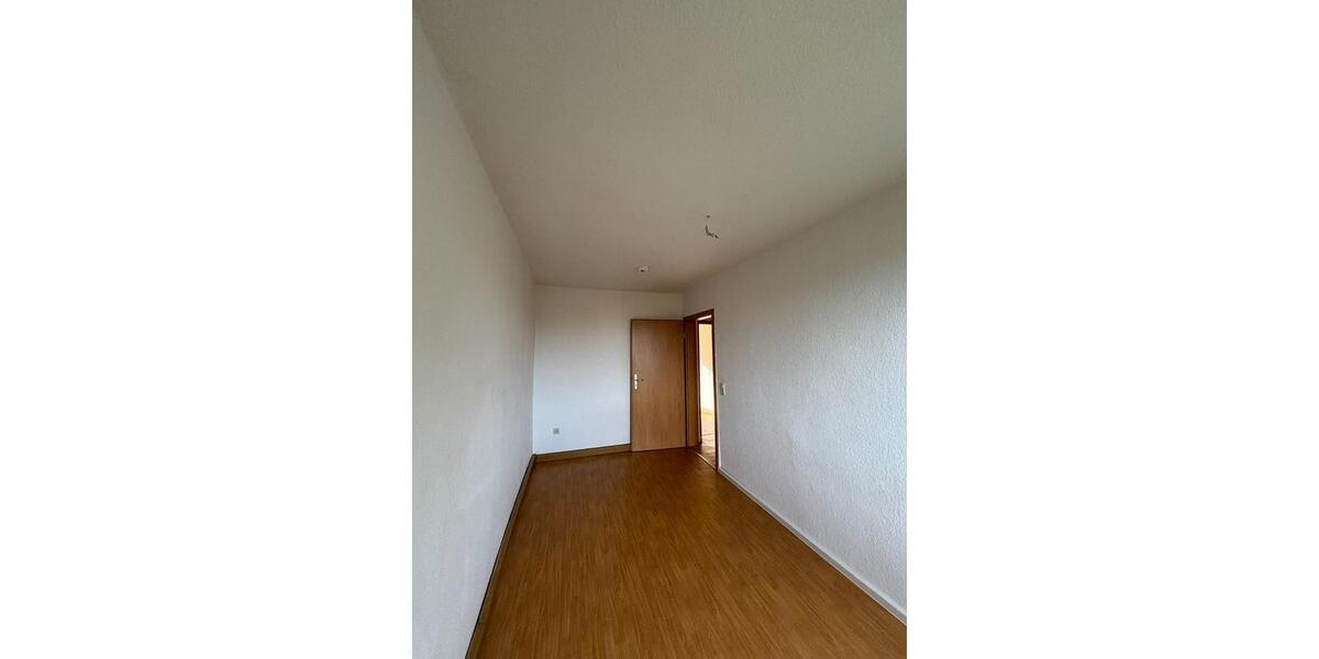 Etagenwohnung Gräfenhainichen - 3 Zimmer, 60 m&sup2;, 410&euro; | Angebot:22832037