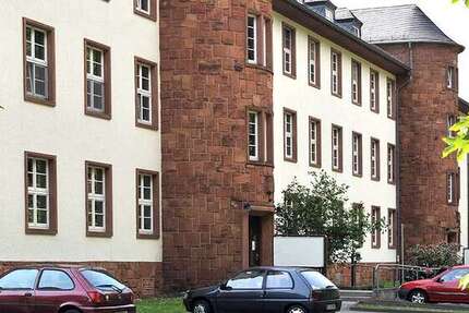 Wohnung Marburg - 1 Zimmer, 16 m&sup2;, 220&euro; | Angebot:16501588