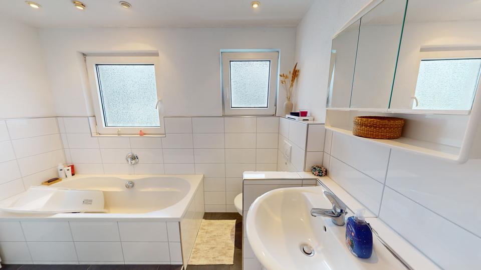 Etagenwohnung Durmersheim - 3 Zimmer, 89 m&sup2;, 1.000&euro; | Angebot:25919071