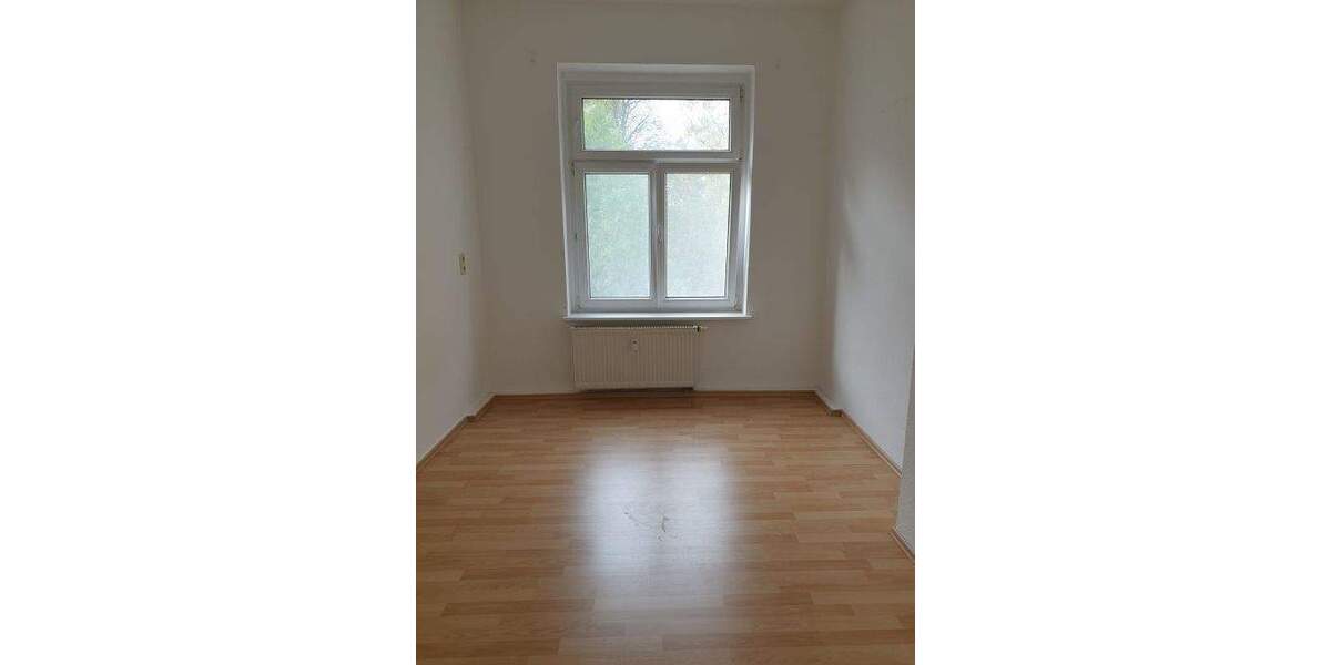 Etagenwohnung Wilsdruff - 3 Zimmer, 80 m&sup2;, 550&euro; | Angebot:25742521