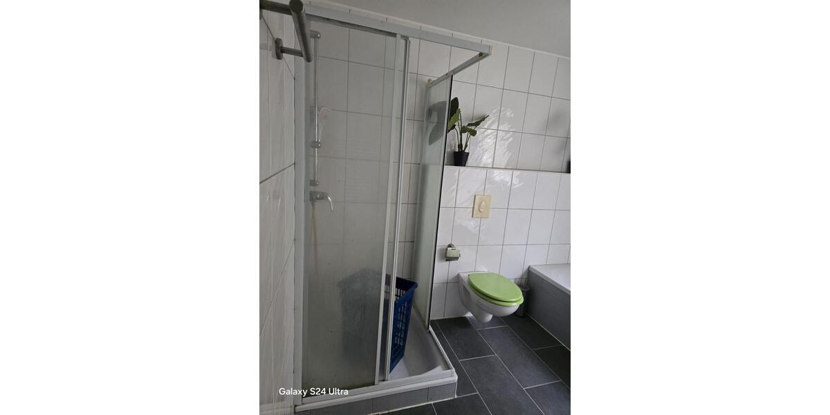 Etagenwohnung Troisdorf - 1 Zimmer, 65 m&sup2;, 950&euro; | Angebot:26453845