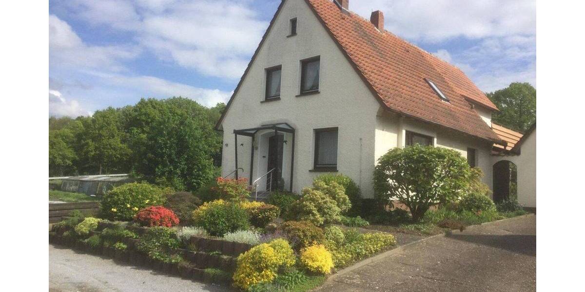 Einfamilienhaus Bad Oeynhausen Rehme - 5 Zimmer, 140 m&sup2;, 1.200&euro; | Angebot:26841283