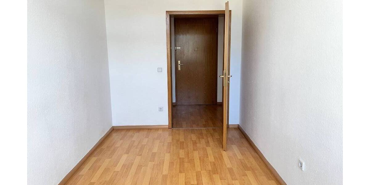 Etagenwohnung Plauen Stadtmitte - 2 Zimmer, 62 m&sup2;, 310&euro; | Angebot:26319822